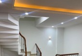 Cho thuê nhà nguyên căn tại ngõ 1395 Giải Phóng, 6 tâng, 35m2, 5P, giá 12.5 Triệu - ở, VP, KD đỉnh